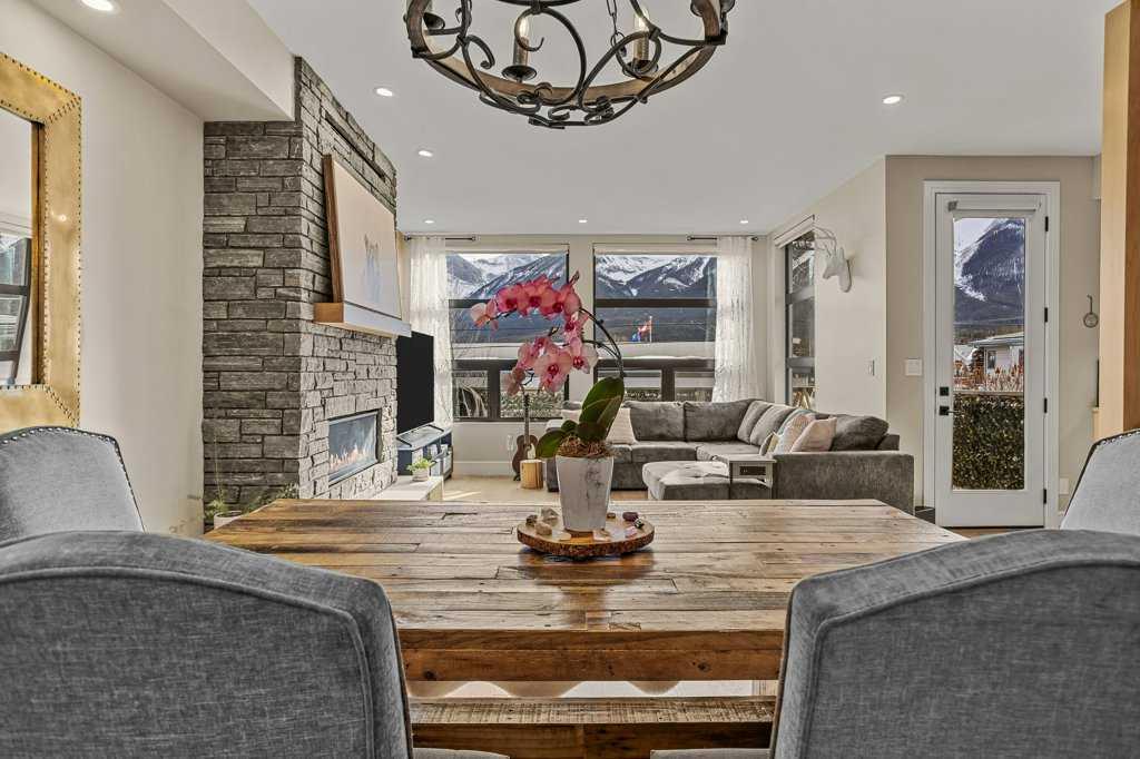 Picture of 2, 725 7th Street , Canmore Real Estate Listing