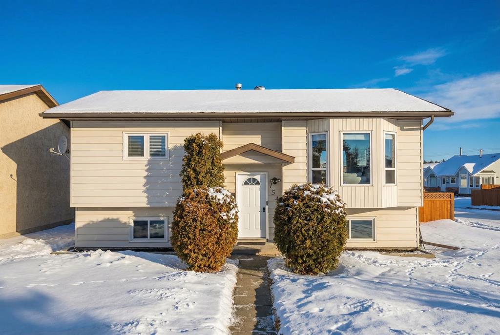 Picture of 154 Rutherford Drive , Red Deer Real Estate Listing