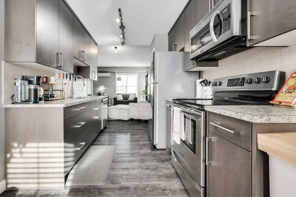 Picture of 160 Cranford Walk SE, Calgary Real Estate Listing