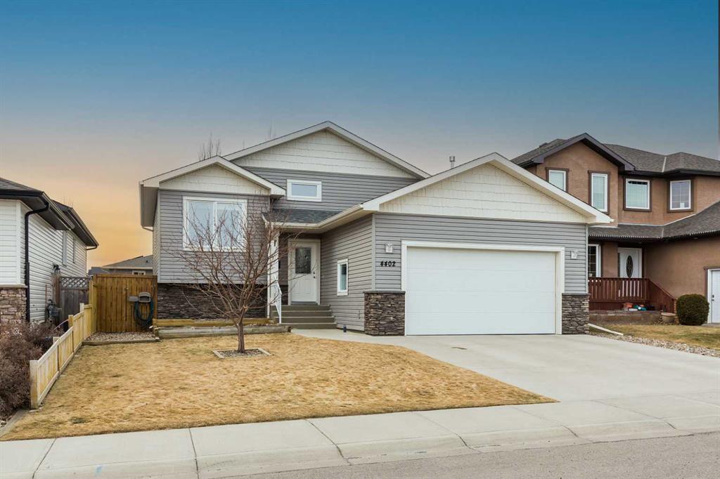 Picture of 4402 Sundance Road , Coalhurst Real Estate Listing