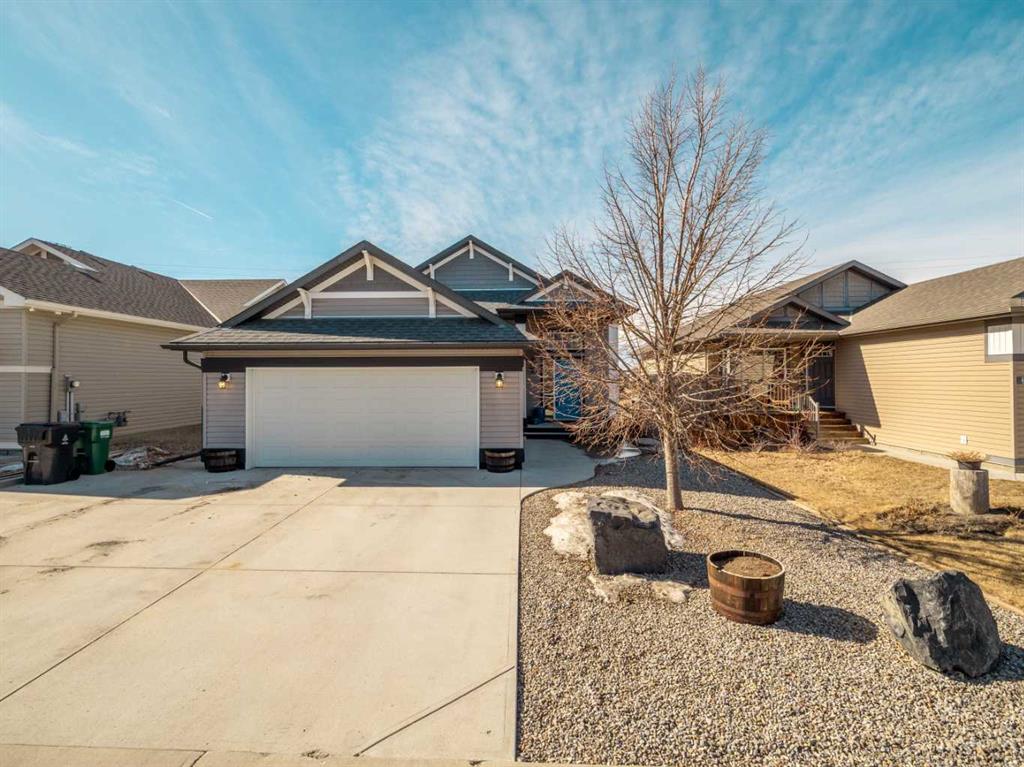 Picture of 514 Mary Cameron Crescent N, Lethbridge Real Estate Listing