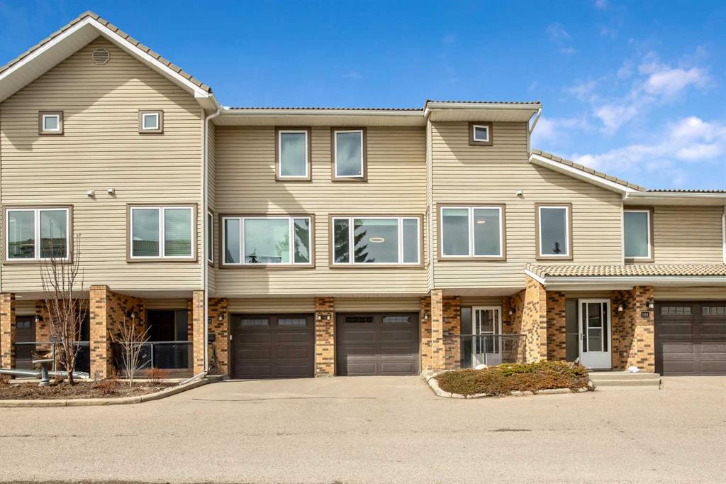 Picture of 103 Coachway Lane SW, Calgary Real Estate Listing