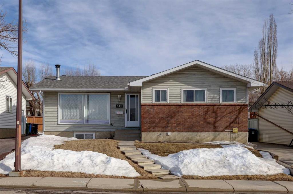 Picture of 540 Lysander Drive SE, Calgary Real Estate Listing
