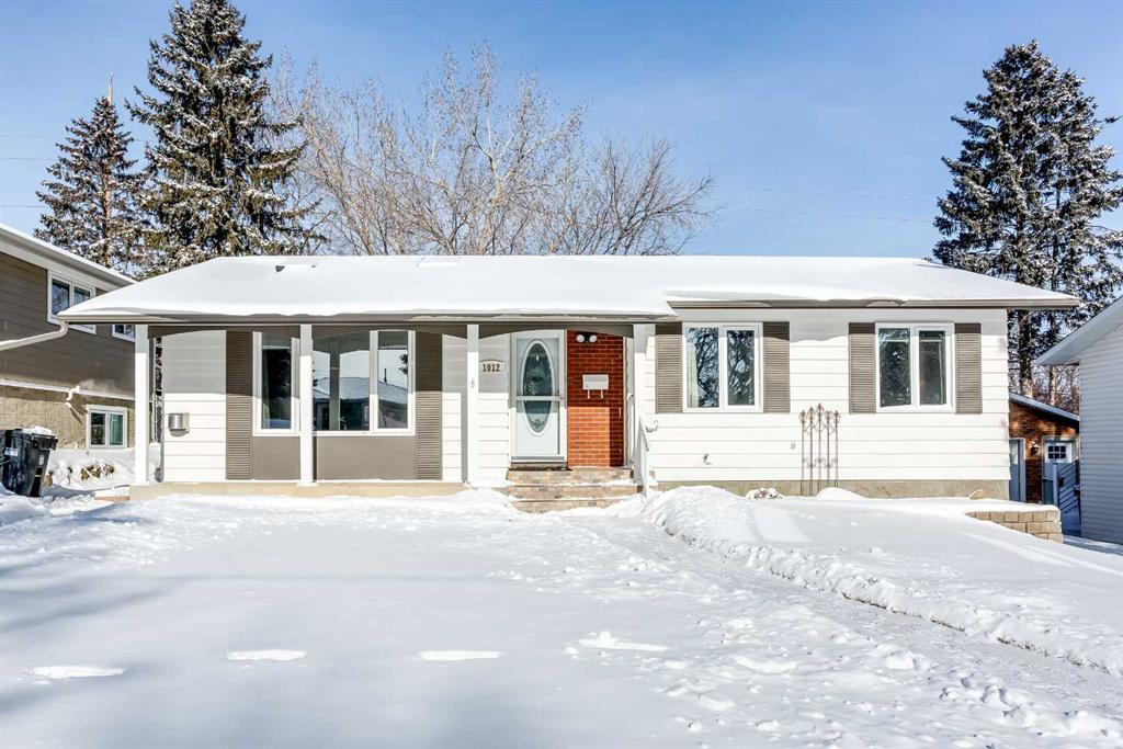 Picture of 1012 Hunterston Hill NW, Calgary Real Estate Listing