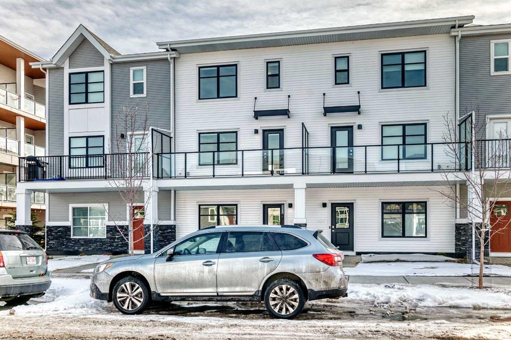 Picture of 693 Savanna Boulevard NE, Calgary Real Estate Listing