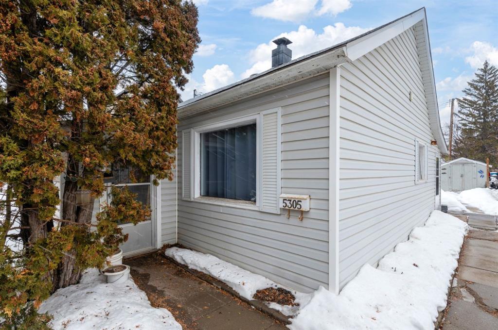 Picture of 5305 49 Avenue , Lloydminster Real Estate Listing