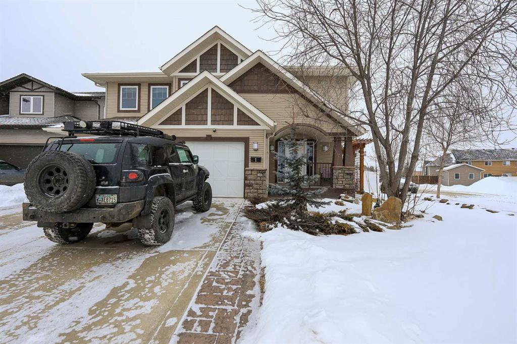 Picture of 1 Ralston Place , Sylvan Lake Real Estate Listing