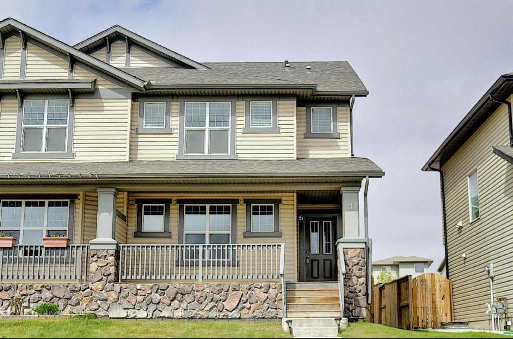 Picture of 7 Panora Square NW, Calgary Real Estate Listing