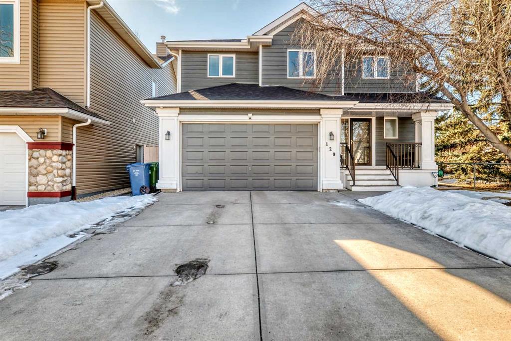 Picture of 129 Somerset Drive SW, Calgary Real Estate Listing