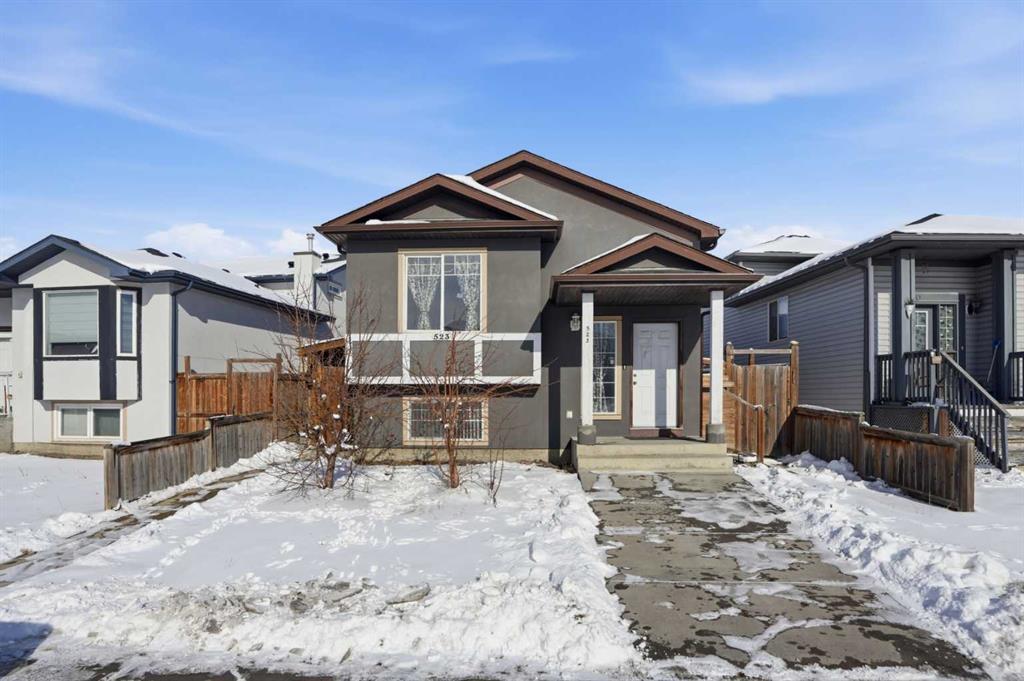 Picture of 523 Martindale Drive NE, Calgary Real Estate Listing