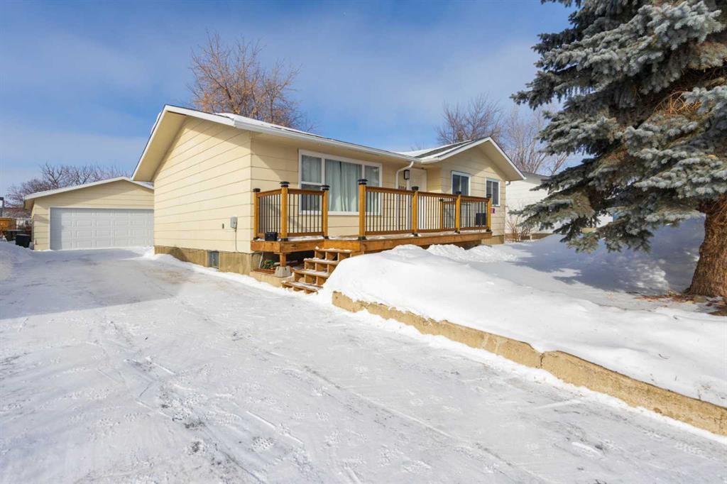Picture of 3004 48 Avenue , Lloydminster Real Estate Listing