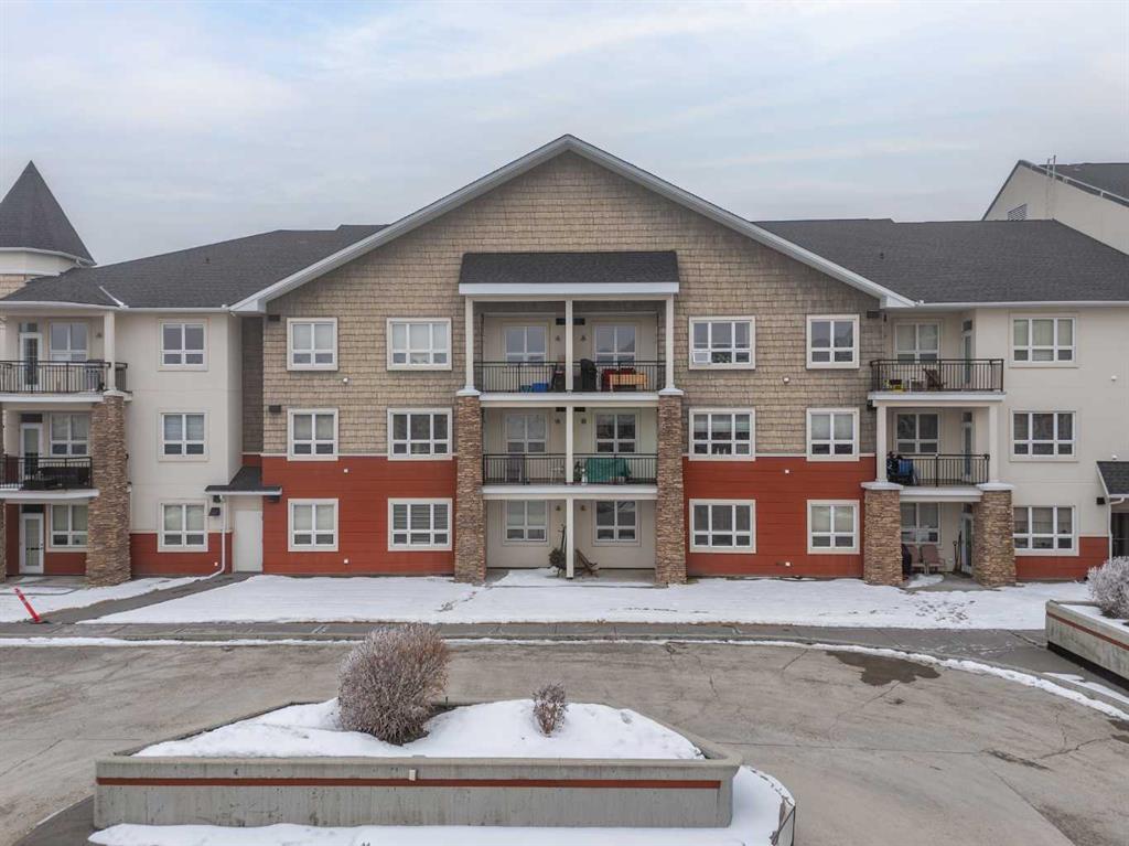 Picture of 454, 26 Val Gardena View SW, Calgary Real Estate Listing