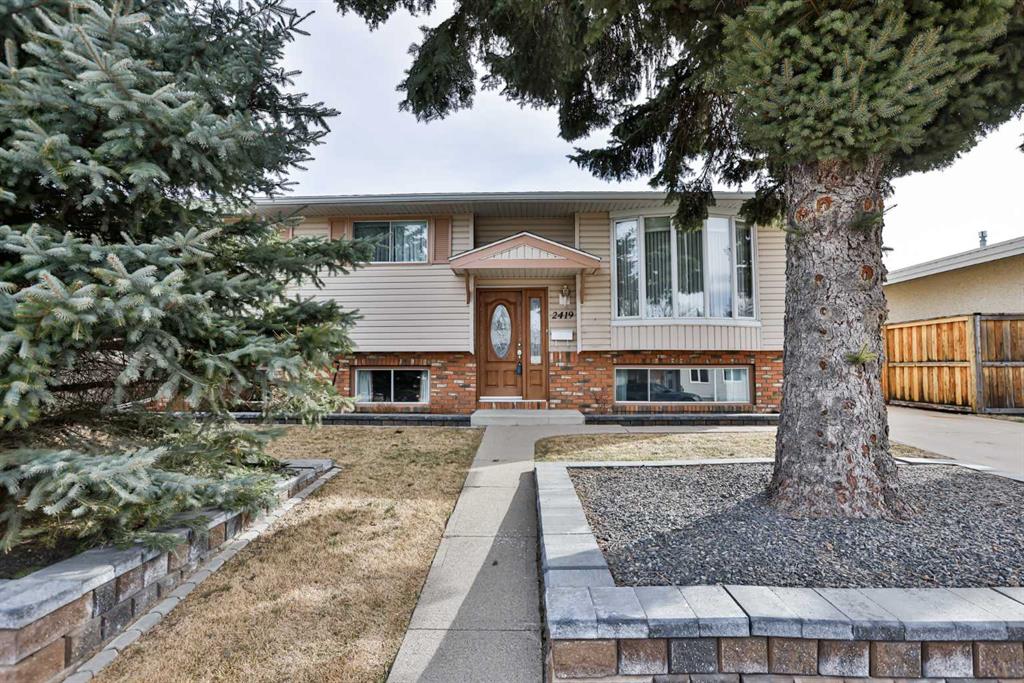 Picture of 2419 19 Street N, Lethbridge Real Estate Listing