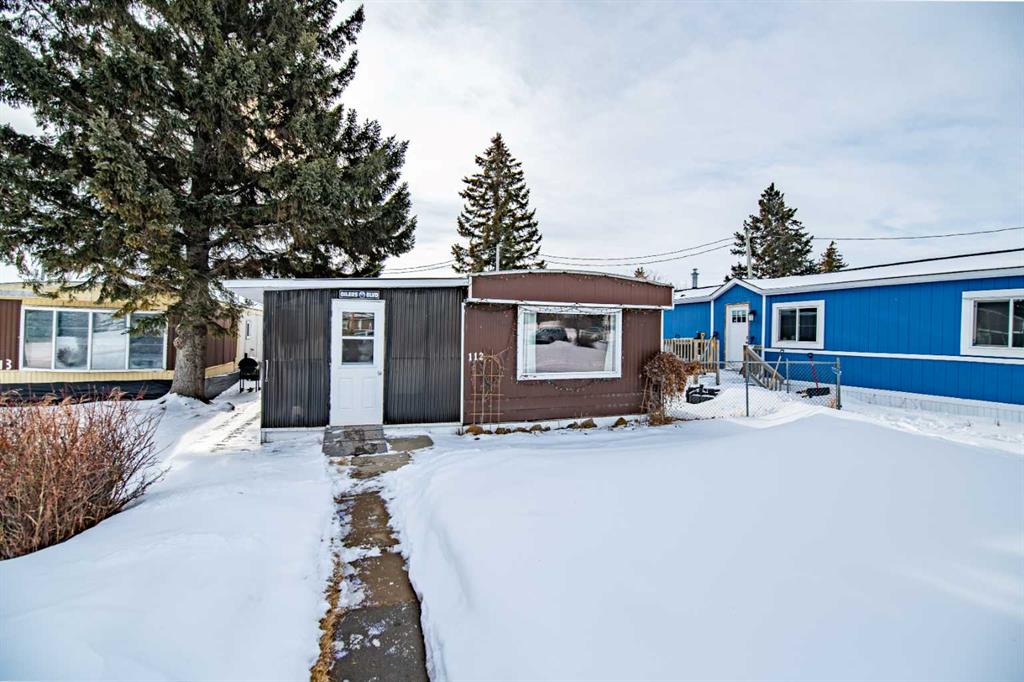 Picture of 112 Lucina Street , Penhold Real Estate Listing