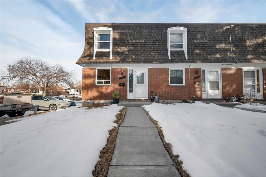 Picture of 82, 330 Canterbury Drive SW, Calgary Real Estate Listing