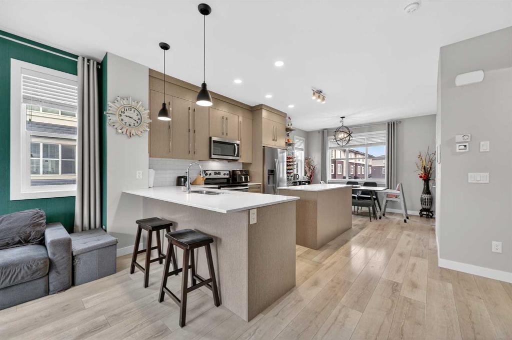 Picture of 4 Cornerstone Manor NE, Calgary Real Estate Listing