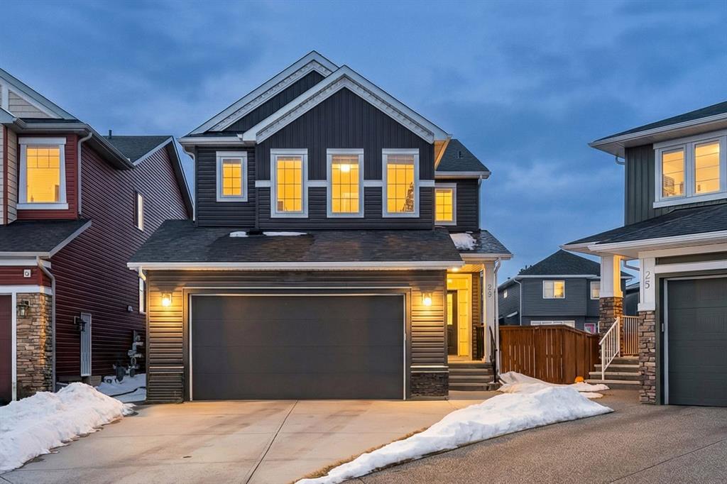 Picture of 29 Evansglen Place NW, Calgary Real Estate Listing