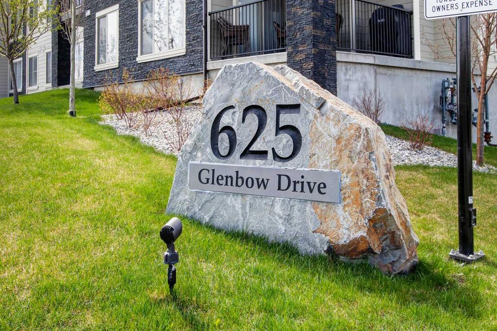 Picture of 1108, 625 Glenbow Drive , Cochrane Real Estate Listing
