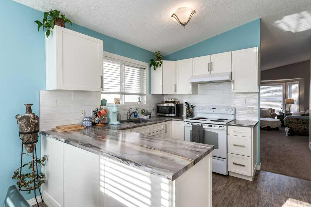 Picture of 117 Shawfield Way SW, Calgary Real Estate Listing