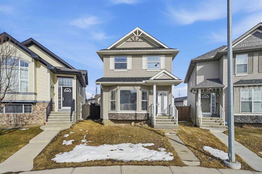 Picture of 74 Cranberry Close SE, Calgary Real Estate Listing