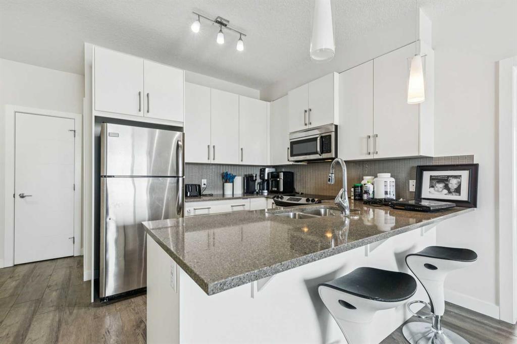 Picture of 313, 12 Sage Hill Terrace NW, Calgary Real Estate Listing