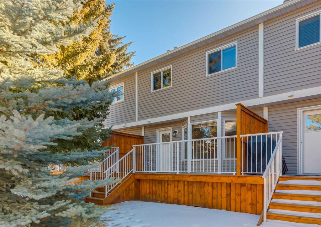 Picture of 128 Cedarwood Park SW, Calgary Real Estate Listing