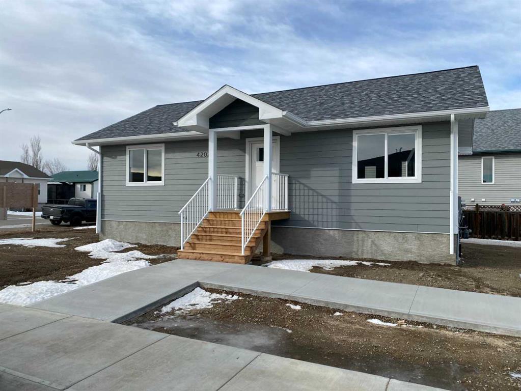 Picture of 4202 57 Street , Taber Real Estate Listing