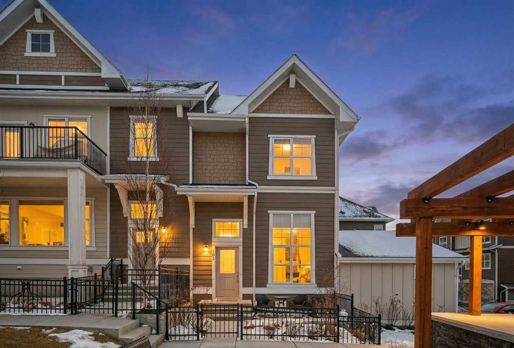 Picture of 103 Cranbrook Walk SE, Calgary Real Estate Listing
