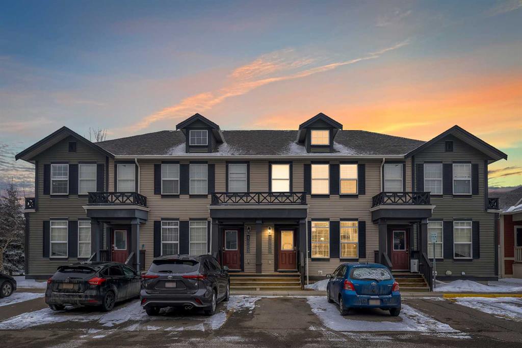 Picture of 1002, 1001 8 Street NW, Airdrie Real Estate Listing