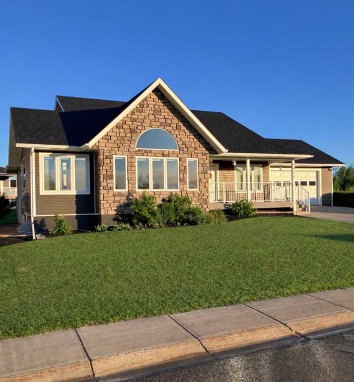 Picture of 9926 110 Street  , La Crete Real Estate Listing