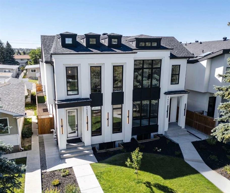 Picture of 1425 44 Street SW, Calgary Real Estate Listing
