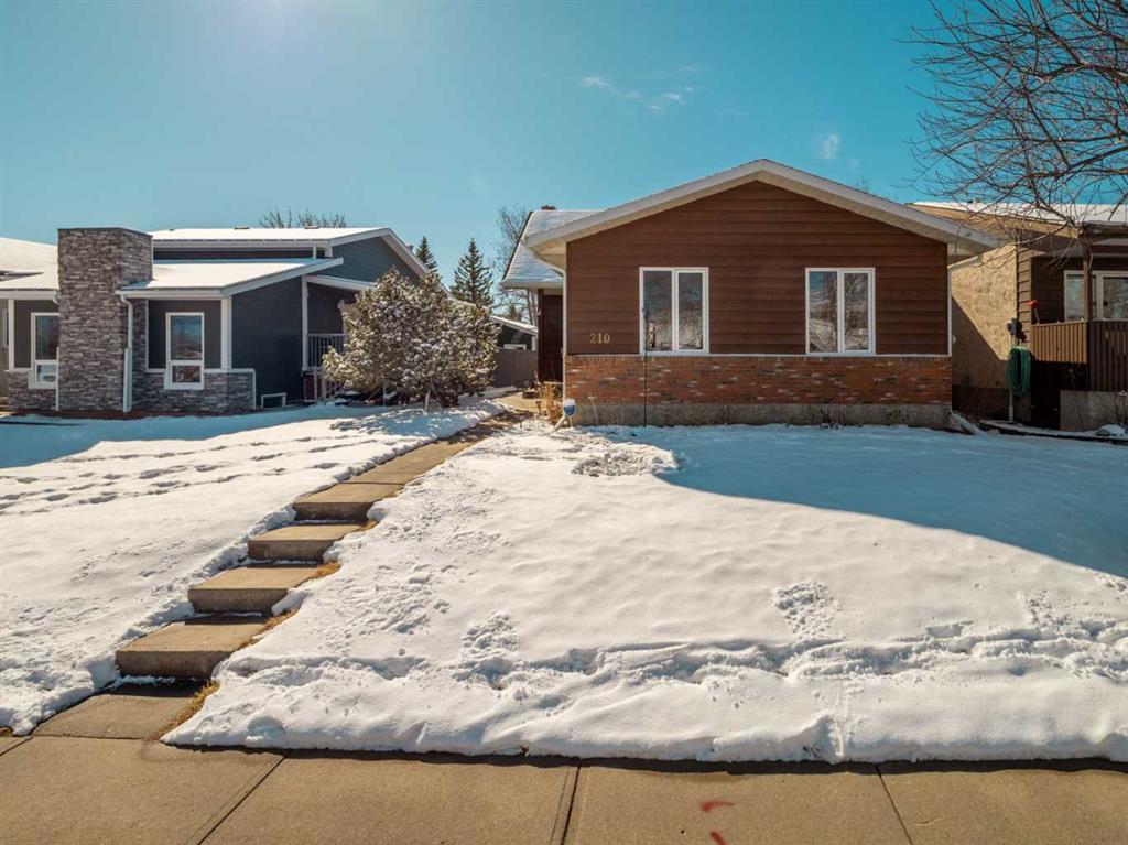 Picture of 210 Jerry Potts Boulevard W, Lethbridge Real Estate Listing