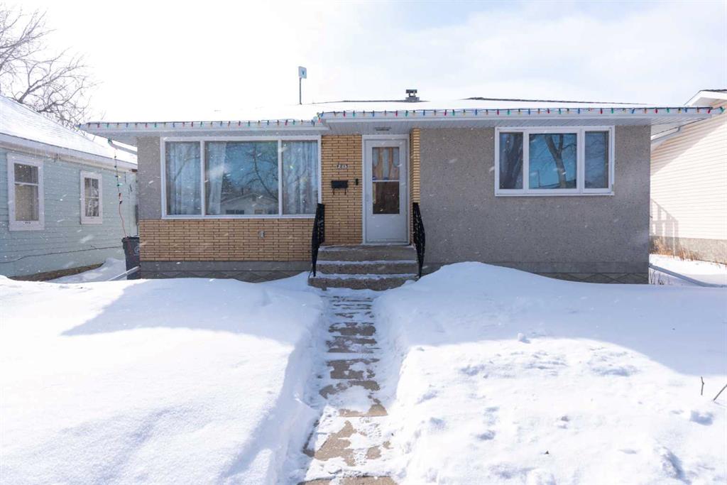 Picture of 4813 46 Street , Lloydminster Real Estate Listing
