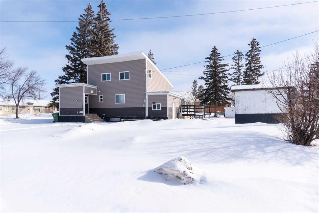 Picture of 4535 47 Street , Lloydminster Real Estate Listing