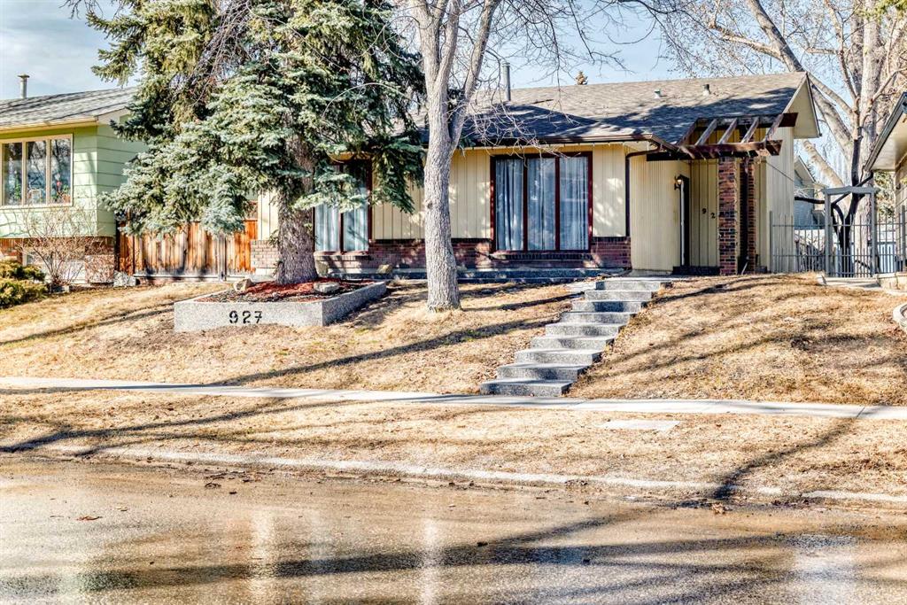Picture of 927 Midridge Drive SE, Calgary Real Estate Listing