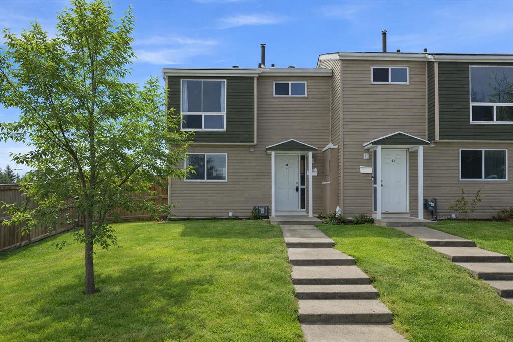 Picture of 43, 5425 Pensacola Crescent SE, Calgary Real Estate Listing