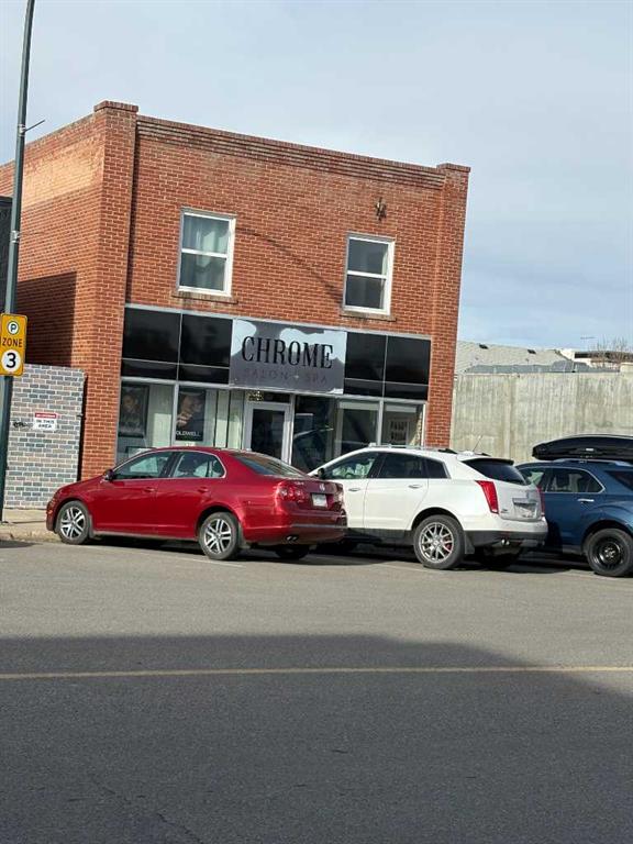 Picture of 110 8 Street S, Lethbridge Real Estate Listing
