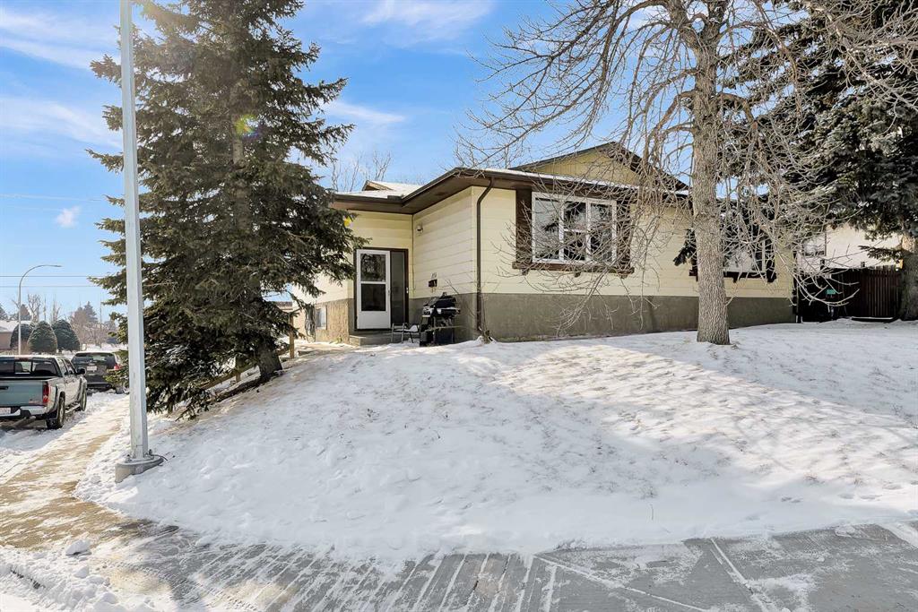 Picture of 116 Huntwick Way NE, Calgary Real Estate Listing