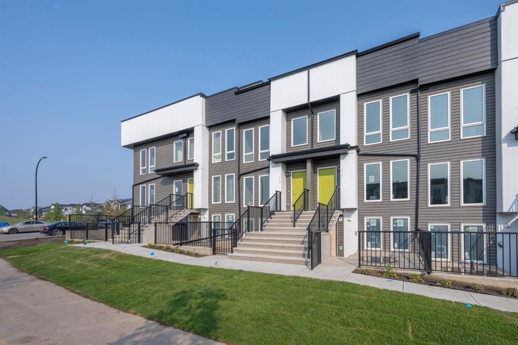 Picture of 412 Seton Circle SE, Calgary Real Estate Listing