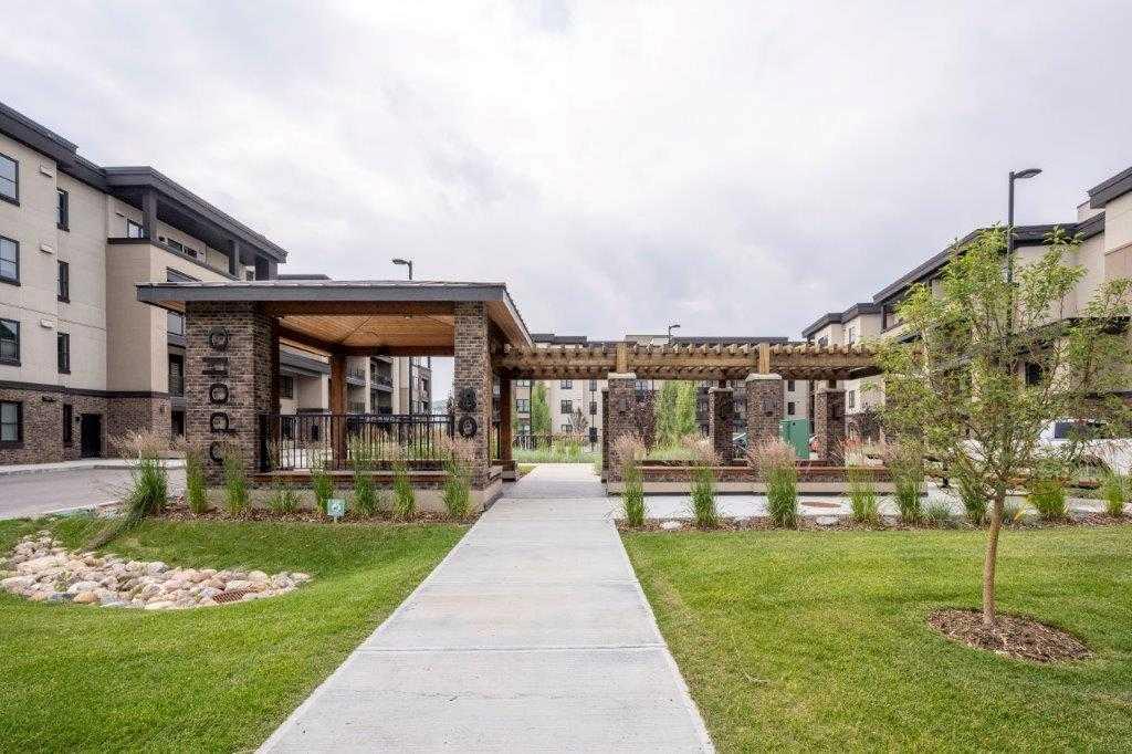 Picture of 3103, 80 Greenbriar Place NW, Calgary Real Estate Listing