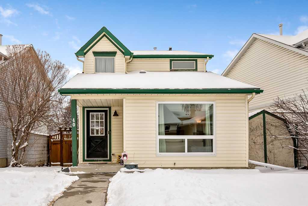Picture of 40 Woodglen Grove SW, Calgary Real Estate Listing