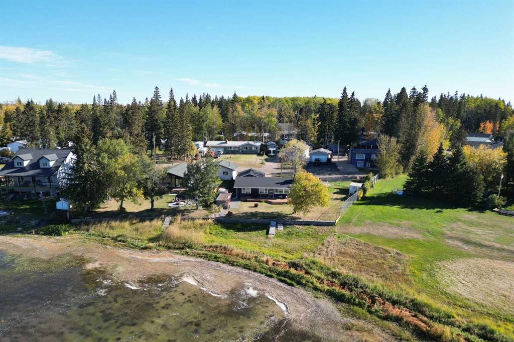Picture of 623 LAKEVIEW Road , Rural Athabasca County Real Estate Listing