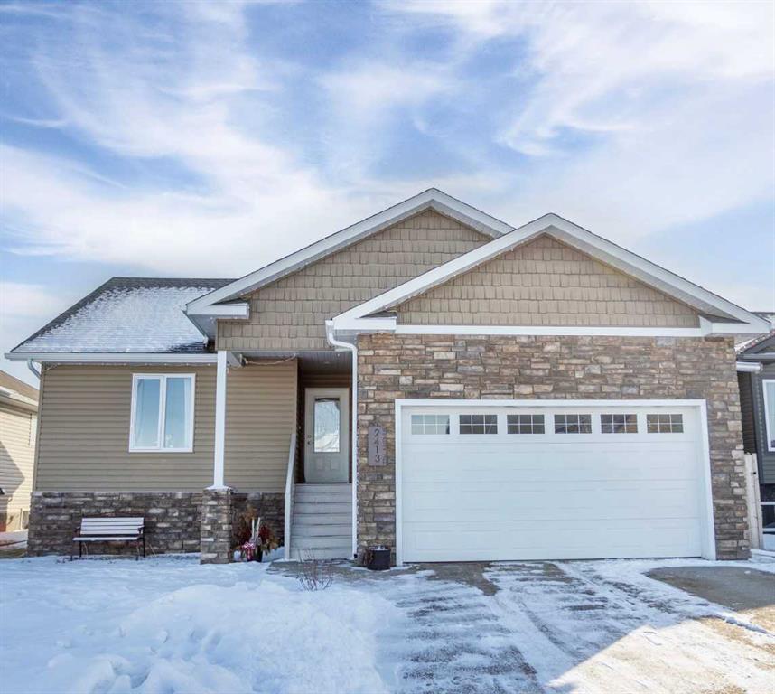 Picture of 2413 7 Avenue , Wainwright Real Estate Listing