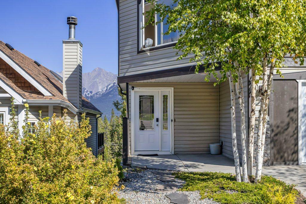 Picture of 808 Lawrence Grassi Ridge , Canmore Real Estate Listing