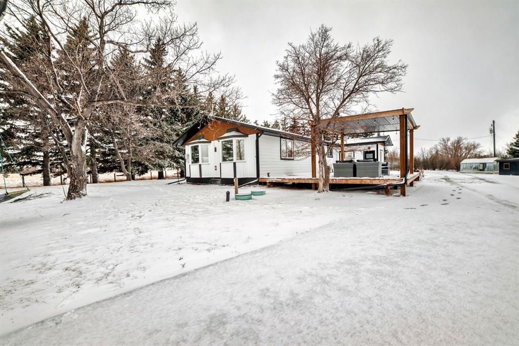 Picture of 234081 Range Road 253  , Rural Wheatland County Real Estate Listing