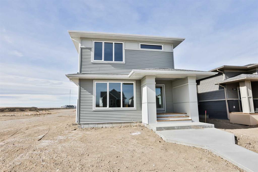 Picture of 320 Aquitania Boulevard W, Lethbridge Real Estate Listing