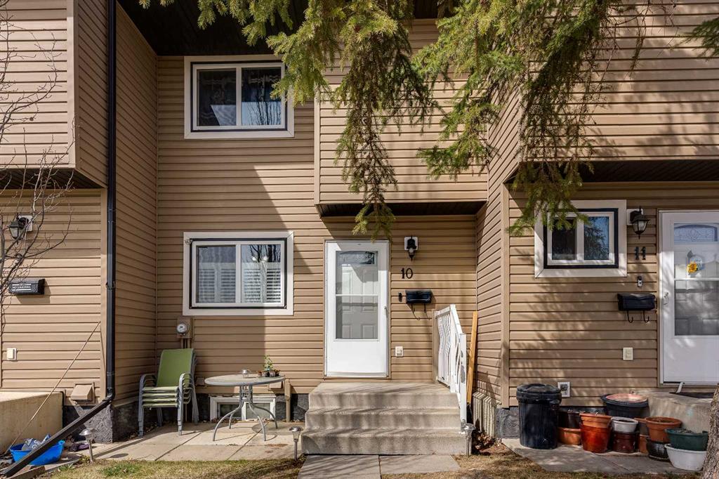 Picture of 10, 96 Holmes Street Street , Red Deer Real Estate Listing