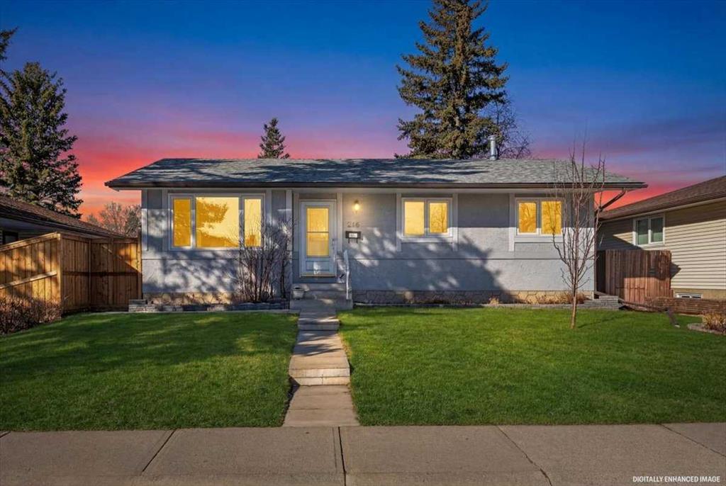 Picture of 215 Pinegrove Close NE, Calgary Real Estate Listing