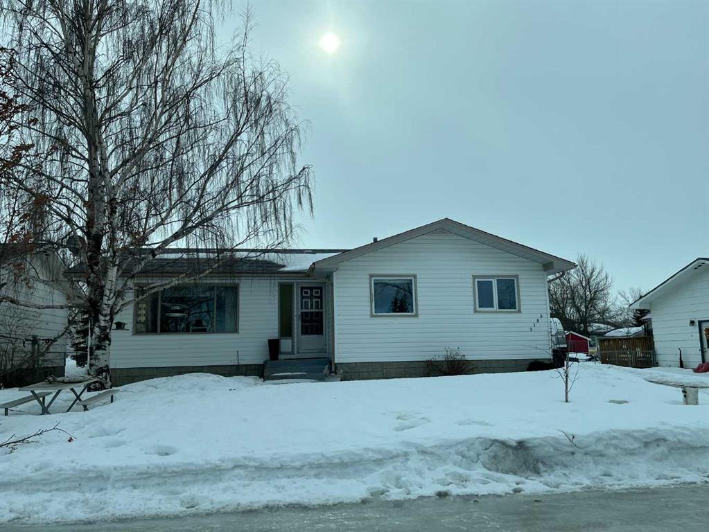 Picture of 9105 100 Avenue , Sexsmith Real Estate Listing