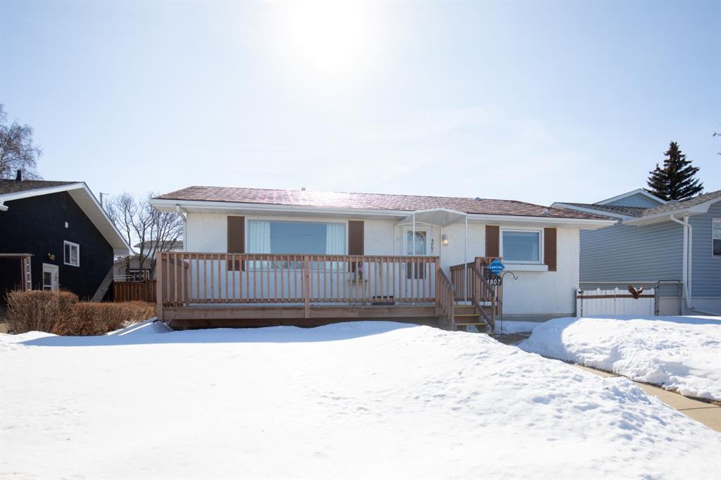 Picture of 4807 45 Street , Innisfail Real Estate Listing